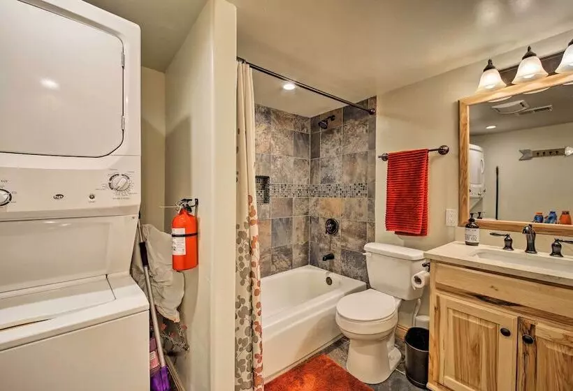 Luxe Lake Arrowhead Home W/ Game Room+hot Tub