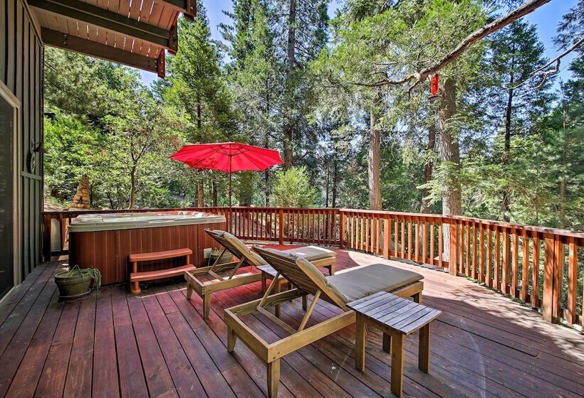 Luxe Lake Arrowhead Home W/ Game Room+hot Tub