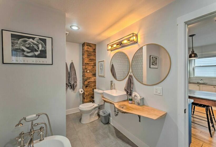 Milwaukee Bungalow < 1 Mi To Deer District!