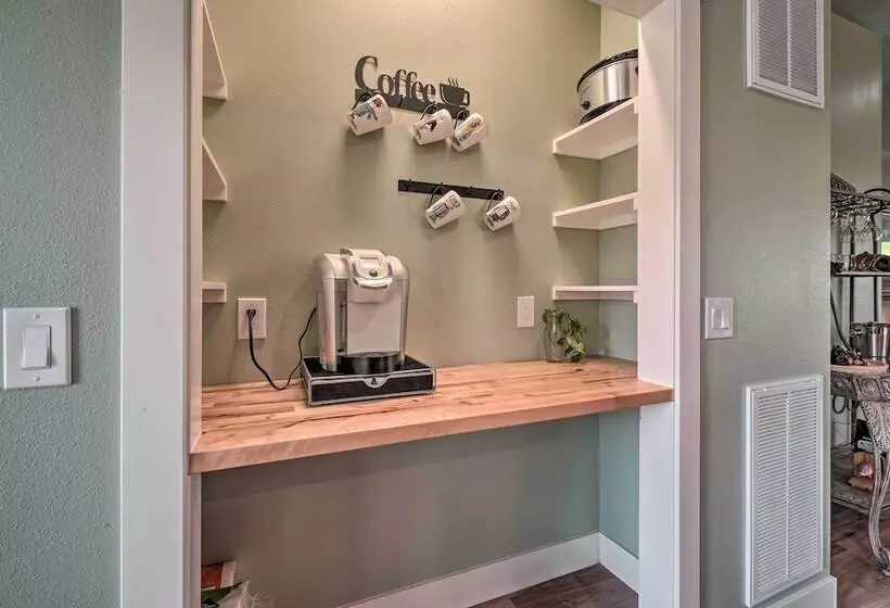 Modern Retreat W/ Deck: Walk To White River!