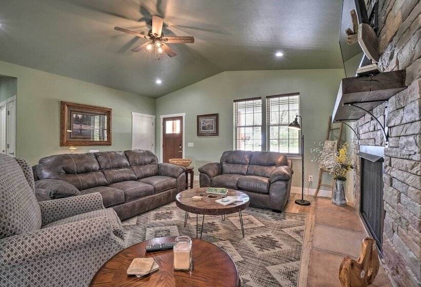 Modern Retreat W/ Deck: Walk To White River!