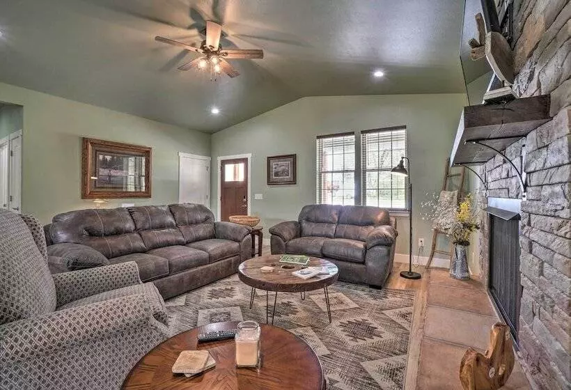 Modern Retreat W/ Deck: Walk To White River!