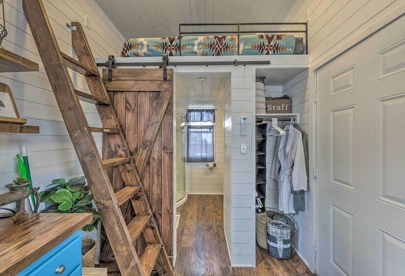 14 Mi To Ski Apache: Mountaintop Cabin W/ View