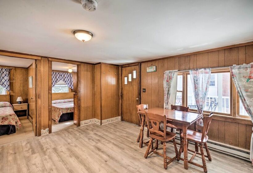 No Frills Hampton Cottage   Steps To Beach!