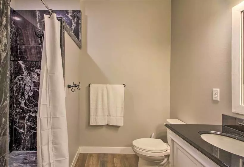 Pearl Lake Retreat W/ Dock & Stunning Views!