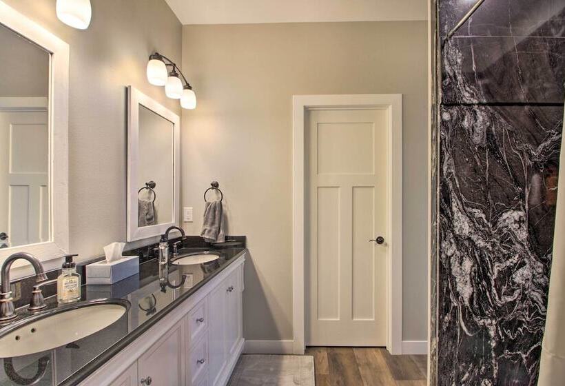 Pearl Lake Retreat W/ Dock & Stunning Views!