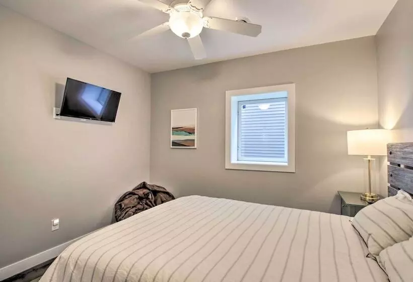 Pearl Lake Retreat W/ Dock & Stunning Views!