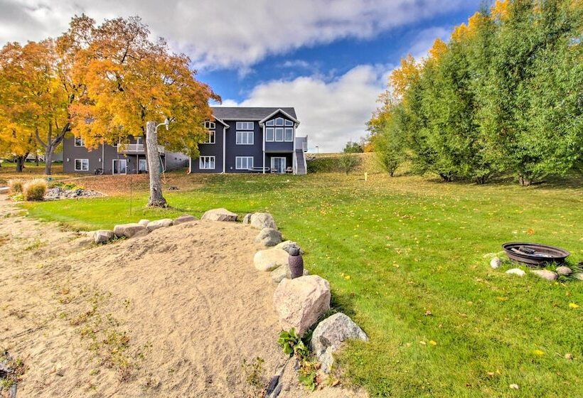 Pearl Lake Retreat W/ Dock & Stunning Views!