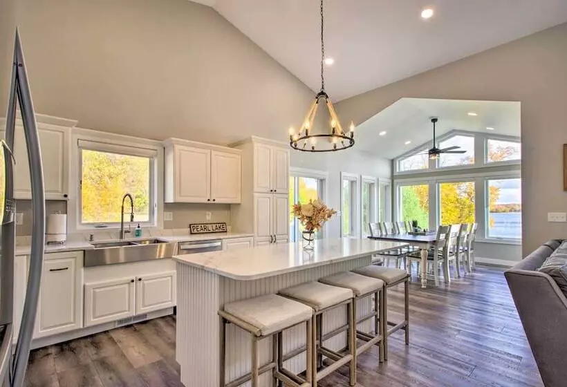 Pearl Lake Retreat W/ Dock & Stunning Views!