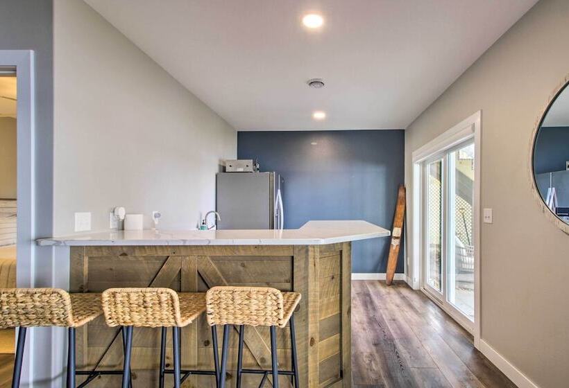 Pearl Lake Retreat W/ Dock & Stunning Views!