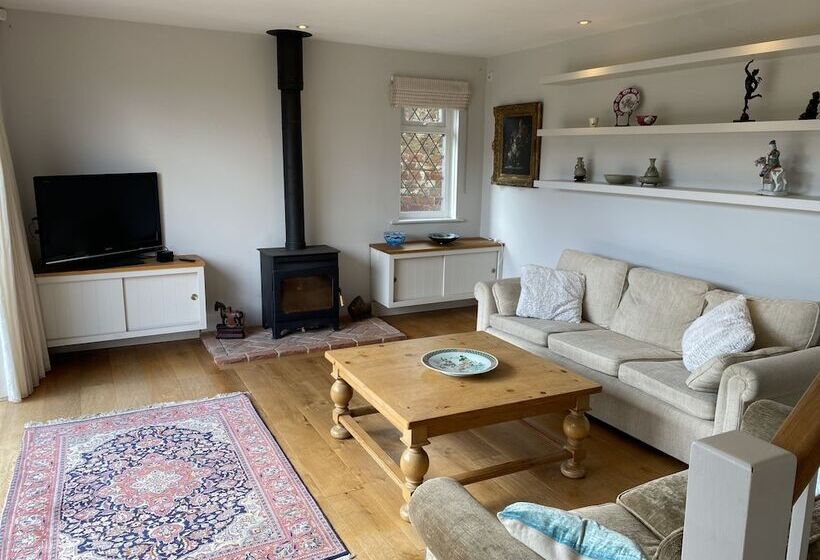 ペンション East Park Lodge