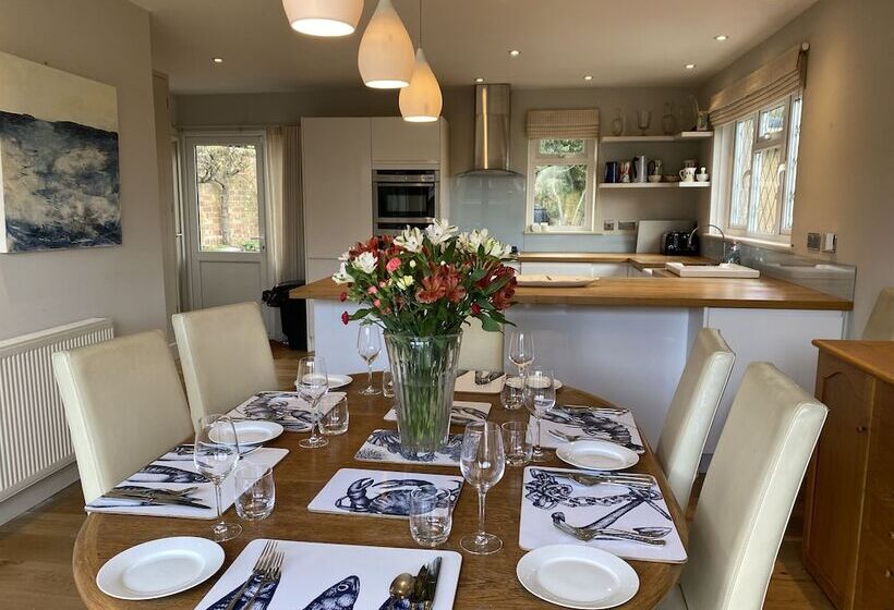 ペンション East Park Lodge