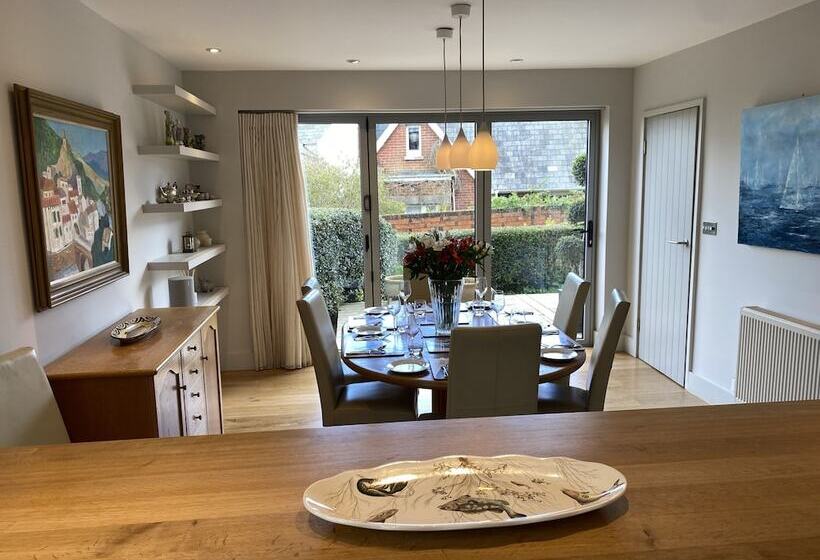 ペンション East Park Lodge