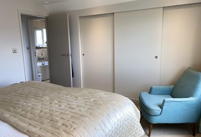 ペンション East Park Lodge