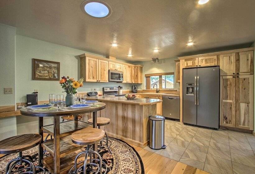 Pet Friendly Augusta Cabin   Walk To Main Street!