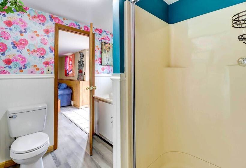 Pet Friendly Home W/ Deck At Big Bass Lake!