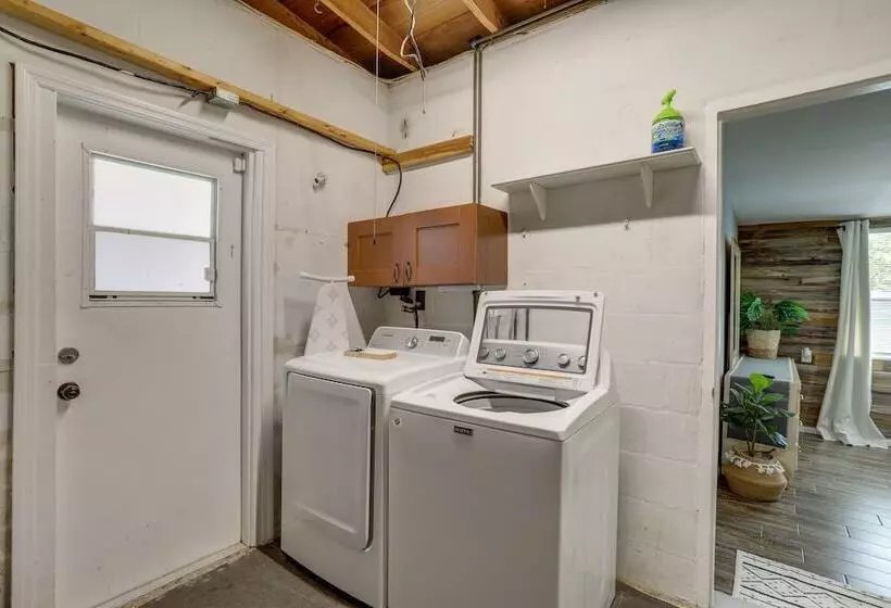 Pet Friendly Largo Escape W/ Fire Pit!