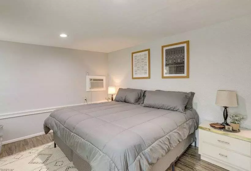 Pet Friendly Largo Escape W/ Fire Pit!