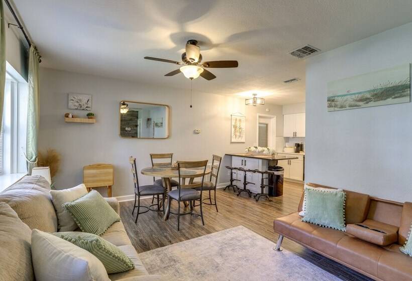 Pet Friendly Largo Escape W/ Fire Pit!