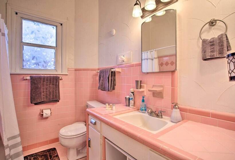 Pet Friendly Okc Home W/ Yard ~ 5 Mi To Dtwn!