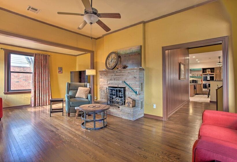 Pet Friendly Okc Home W/ Yard ~ 5 Mi To Dtwn!