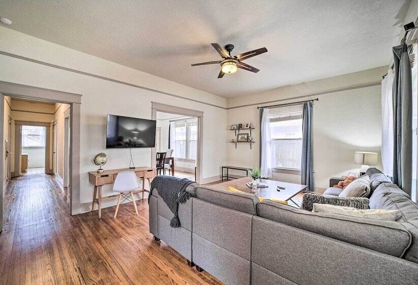 Pet Friendly Tulsa Home, 2 Mi To Downtown!