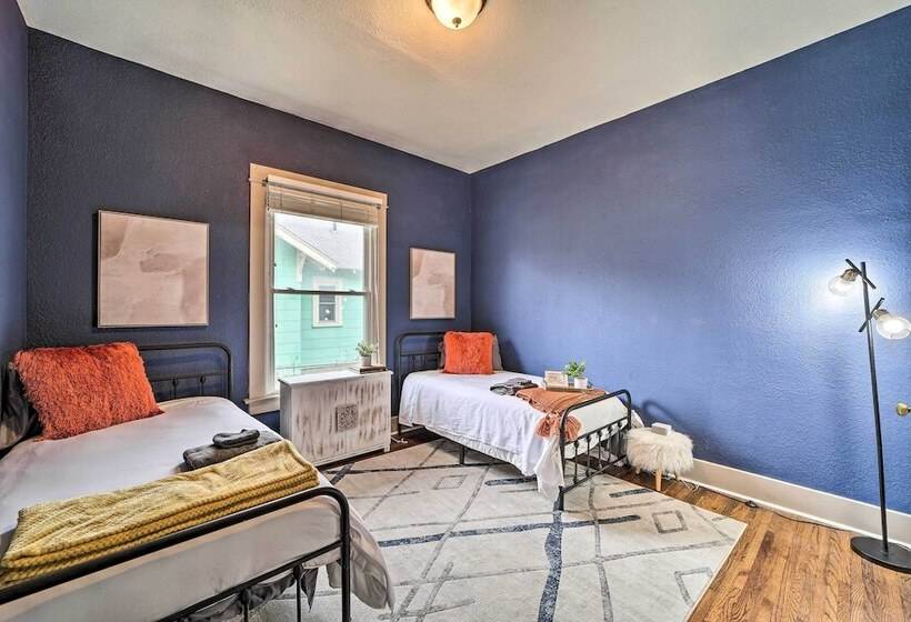 Pet Friendly Tulsa Home, 2 Mi To Downtown!