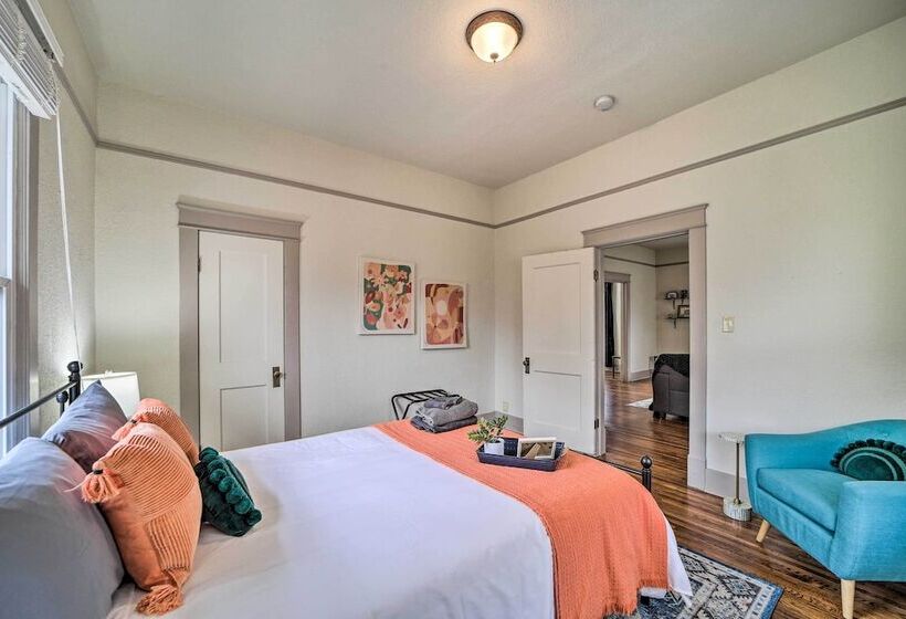 Pet Friendly Tulsa Home, 2 Mi To Downtown!