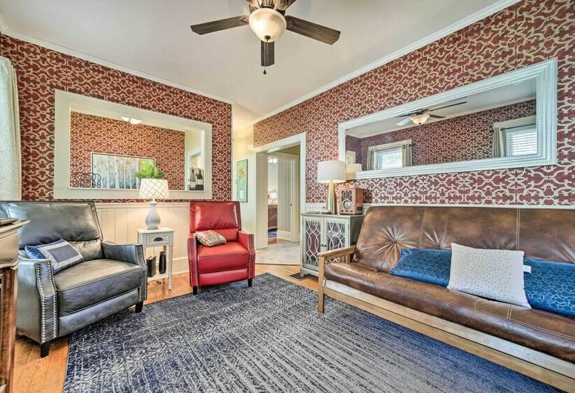 Quaint Home W/ Porch In Downtown Waynesville!