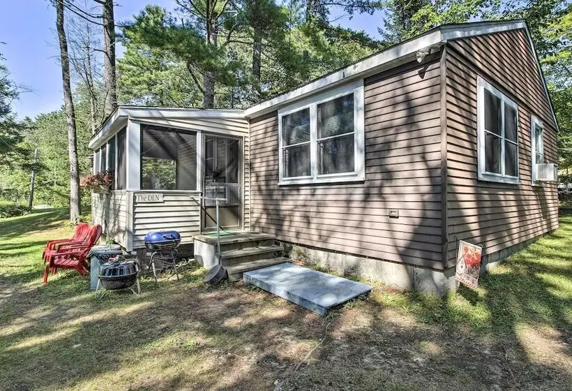 Raymond Retreat W/ 200 Feet Of Private Beach!