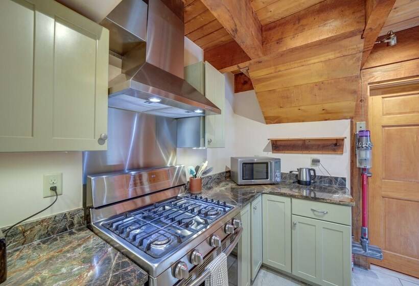 Restored Candler Log Cabin W/ Private Office!