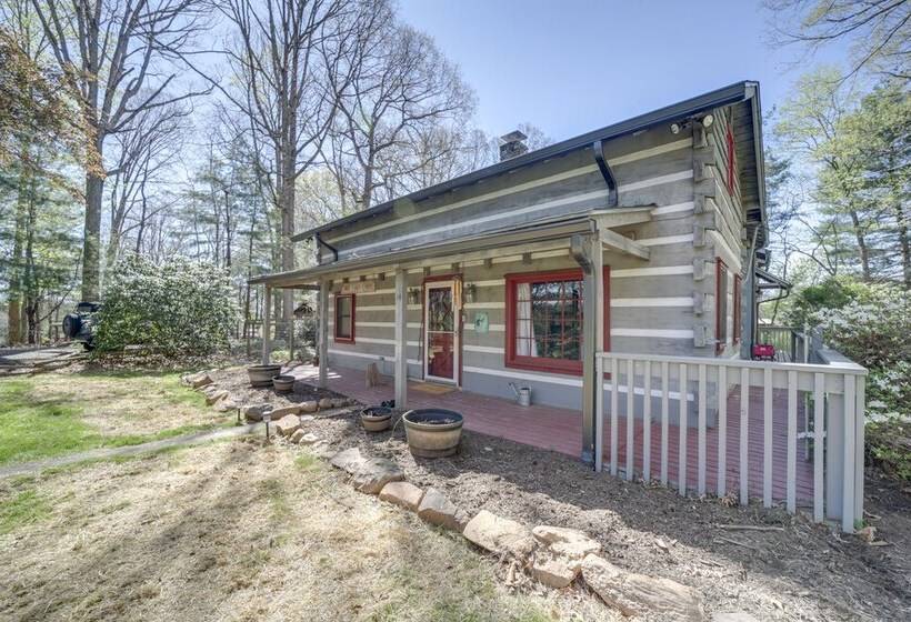 Restored Candler Log Cabin W/ Private Office!