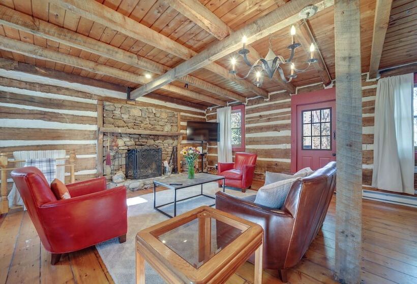 Restored Candler Log Cabin W/ Private Office!
