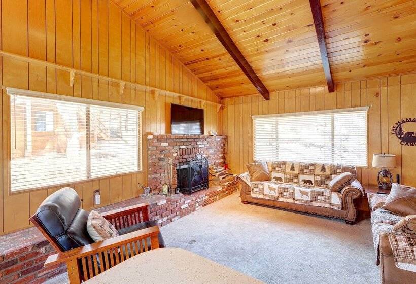 Scenic Cabin: Pine Mountain Club Community!