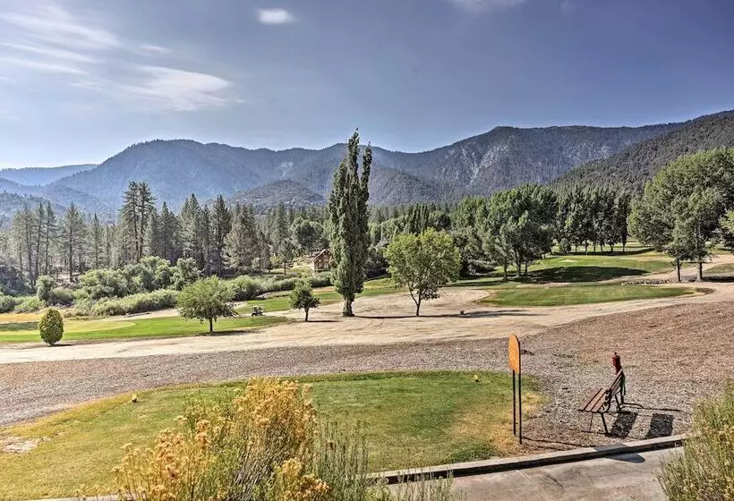 Scenic Cabin: Pine Mountain Club Community!