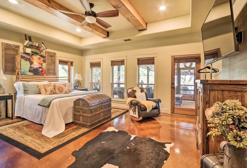 Secluded Country Hideaway W/ Fire Pit & Pool!