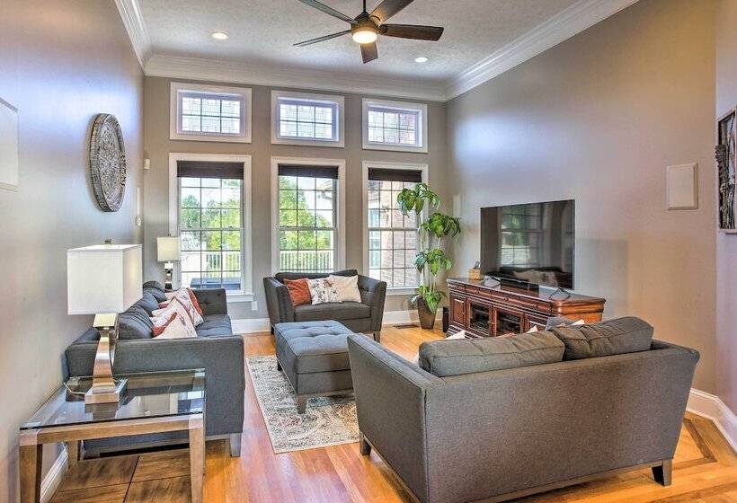 Lebanon Family Getaway W/ Pool, Bikes & Trails!