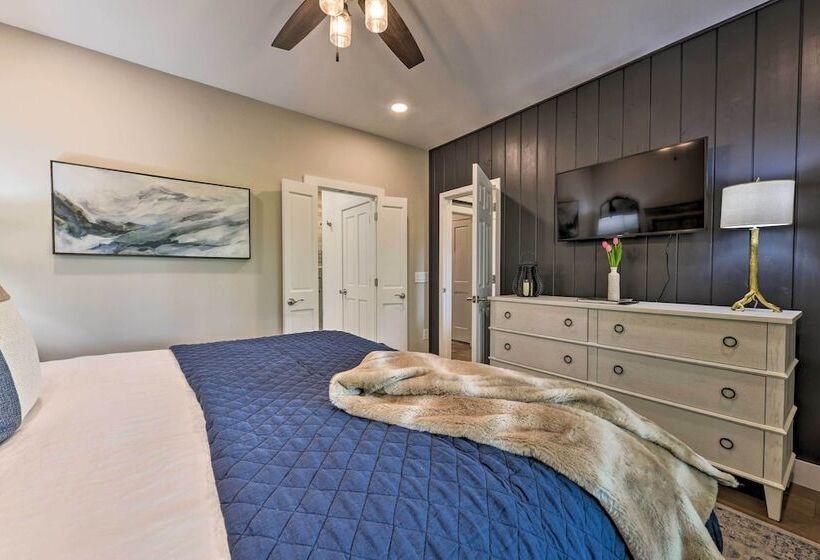 Cashiers Getaway W/ Decks & Golf Course Views