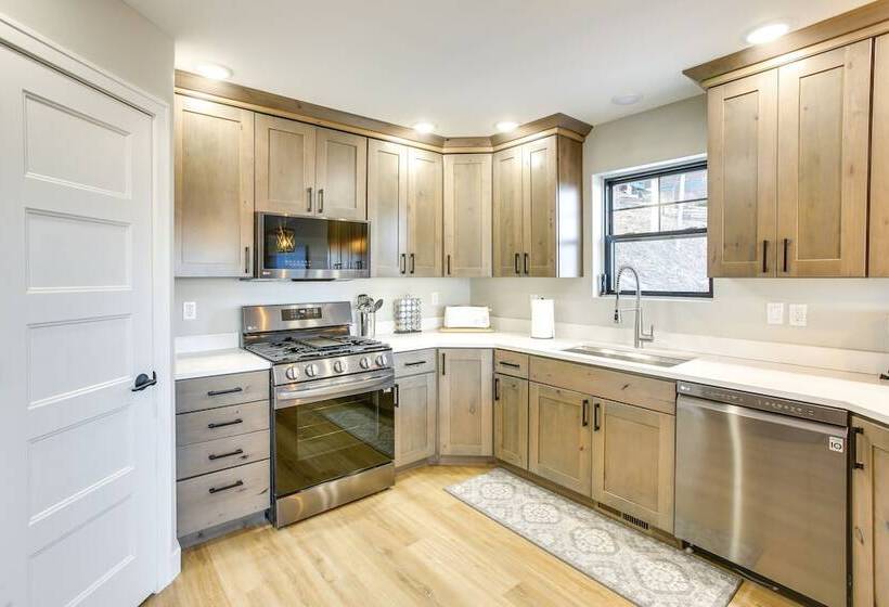 Suttons Bay Home W/ Fire Pit & Lake Views!