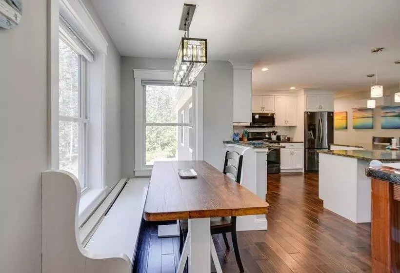 Stunning Wells Home W/ Fire Pit & Porch!