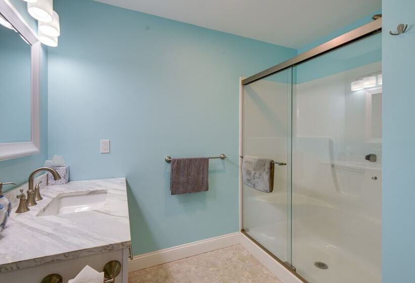 Stunning Wells Home W/ Fire Pit & Porch!