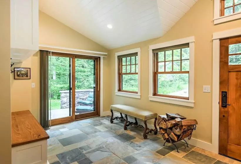 Sugar Berry Remodeled Laughlintown Craftsman Home!