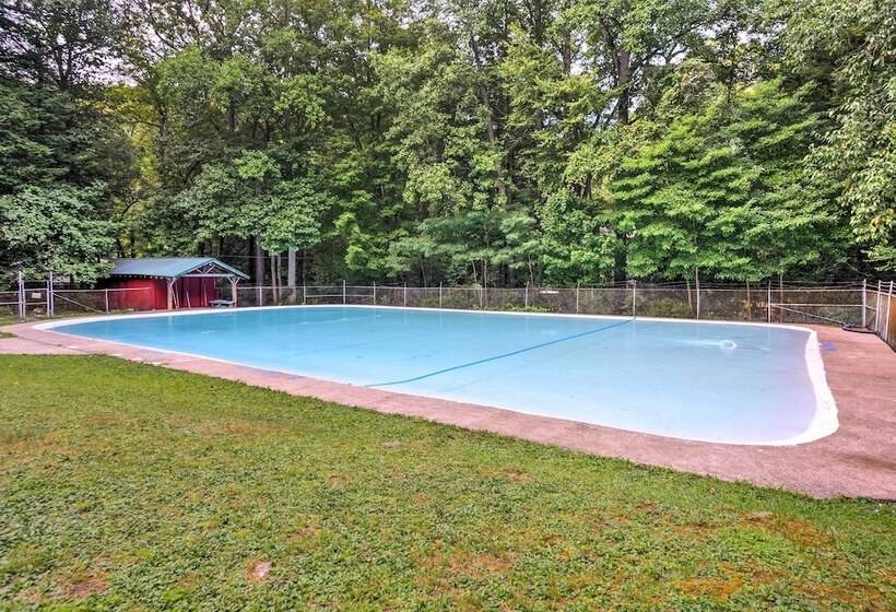 Sugar Berry Remodeled Laughlintown Craftsman Home!