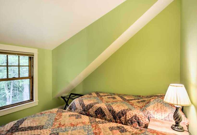 Sugar Berry Remodeled Laughlintown Craftsman Home!