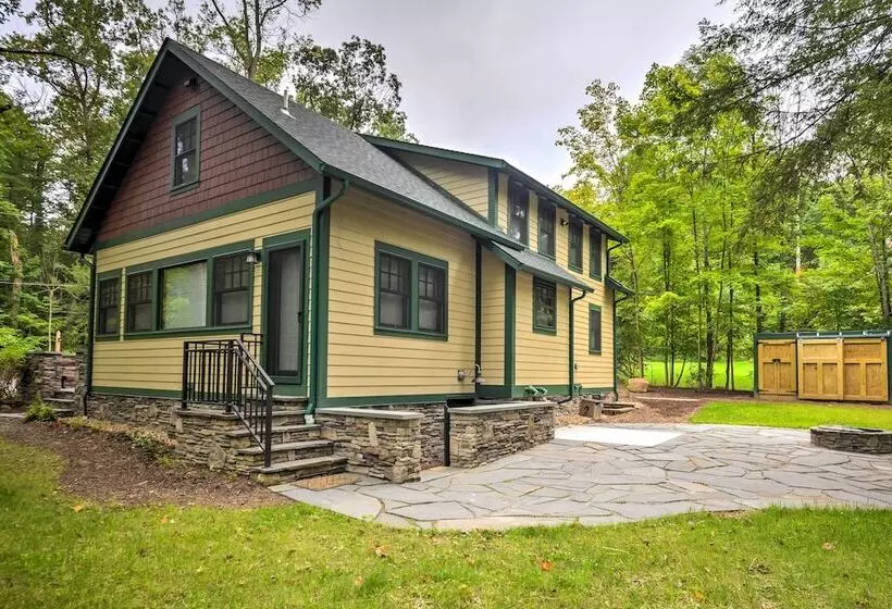 Sugar Berry Remodeled Laughlintown Craftsman Home!