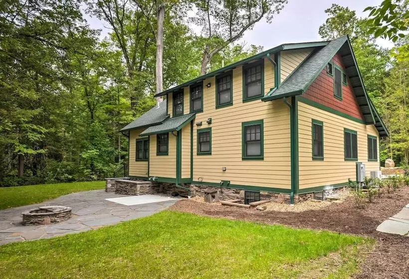 Sugar Berry Remodeled Laughlintown Craftsman Home!