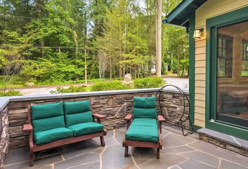 Sugar Berry Remodeled Laughlintown Craftsman Home!