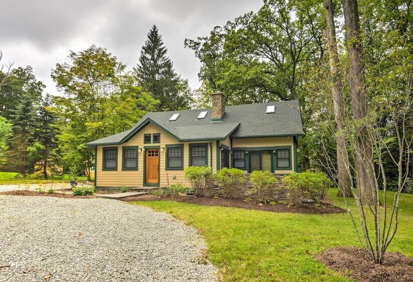 Sugar Berry Remodeled Laughlintown Craftsman Home!