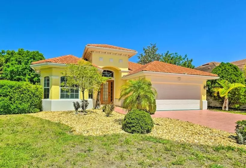 Sun Soaked Sarasota Oasis W/ Pool & Hot Tub!