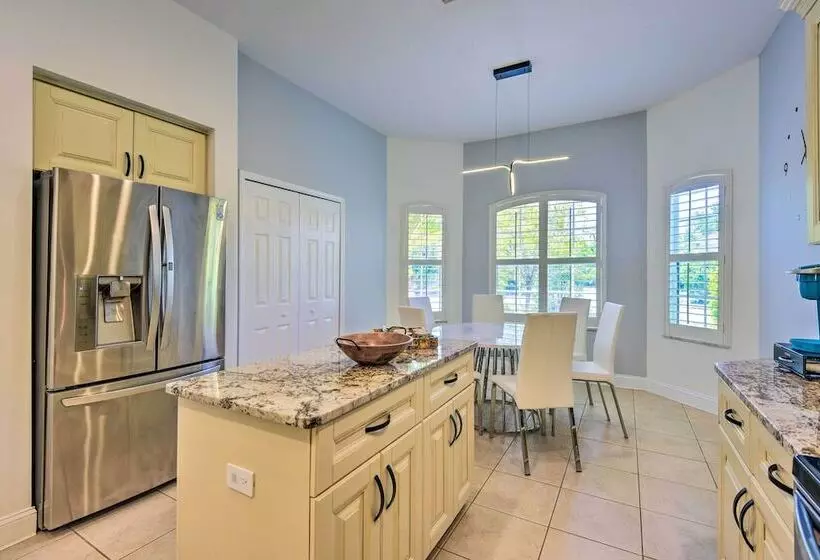 Sun Soaked Sarasota Oasis W/ Pool & Hot Tub!